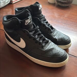 Nike Black and White Sneakers